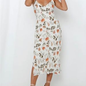 Stolen Kisses midi Dress. Never worn. Size M